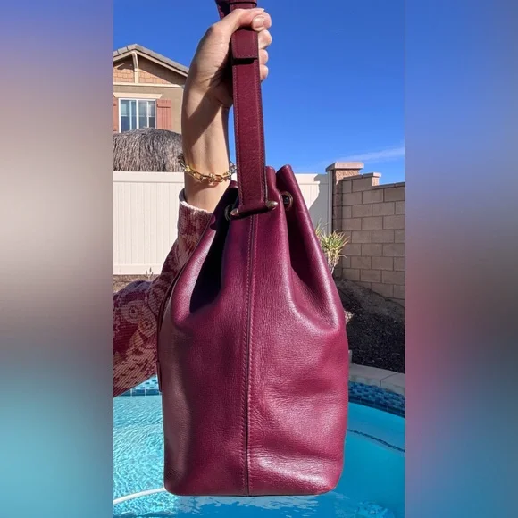 Cartier Vintage Calfskin Bucket bag with card and COA - Picture 13 of 17